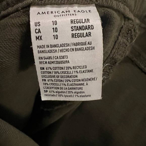 American Eagle Super High Rise Baggy Wide Leg Pants, size 10 regular - Picture 4 of 4